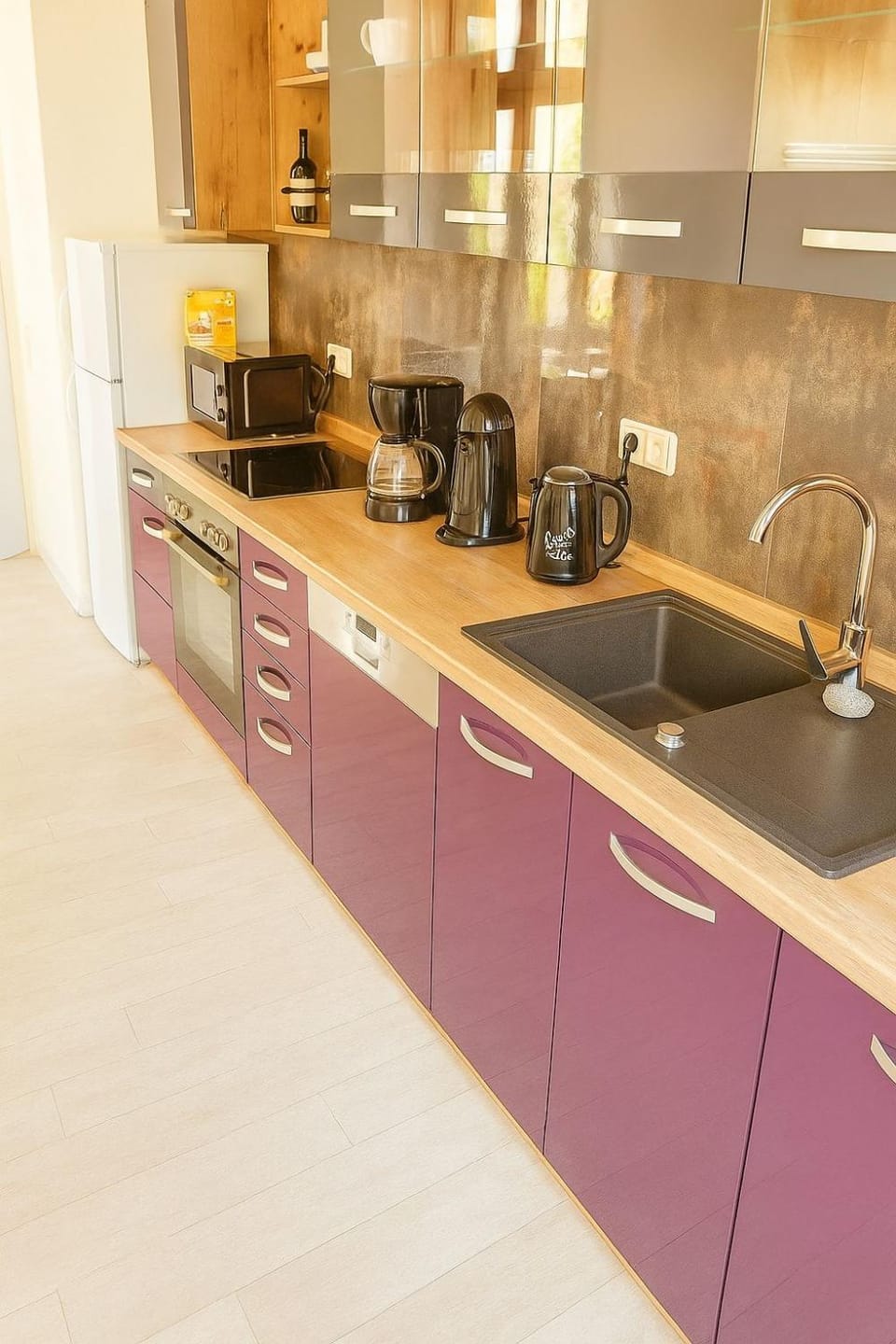 TOP ANGEBOT - große Wohnung - max 6 Personen - WiFi - Waschmaschine - Badewanne - 2 Parkplätze - zentrale Lage - große Küche TOP Apartment in Chemnitz