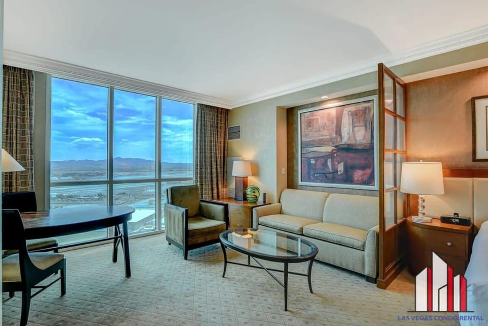 MGM Signature-26-618 Jacuzzi Studio House in Las Vegas Strip