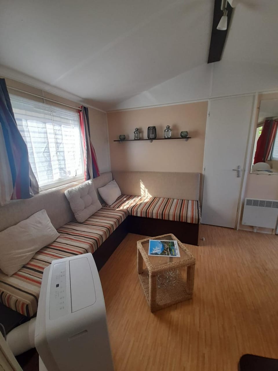 Spacious chalet with furnished terrace Chalet in Roquebrune-sur-Argens