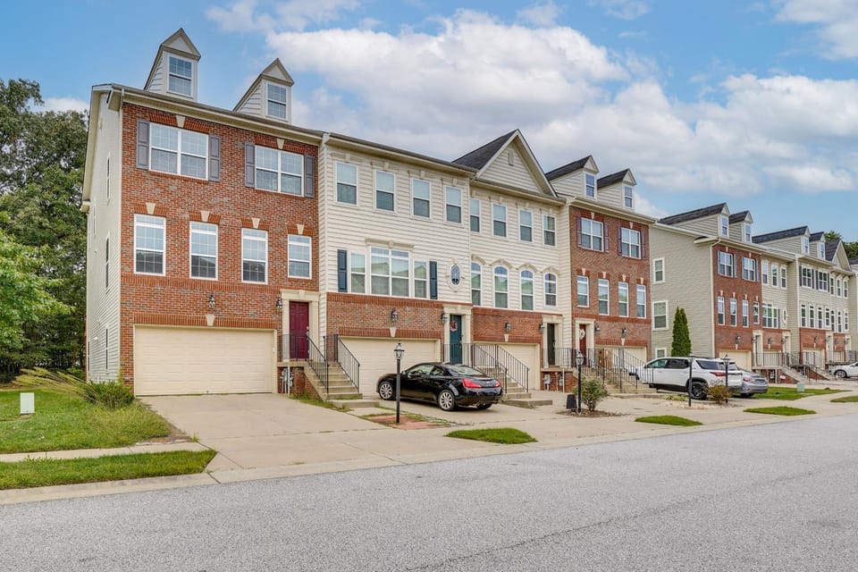 Glen Burnie Vacation Rental w/ Private Deck! House in Glen Burnie