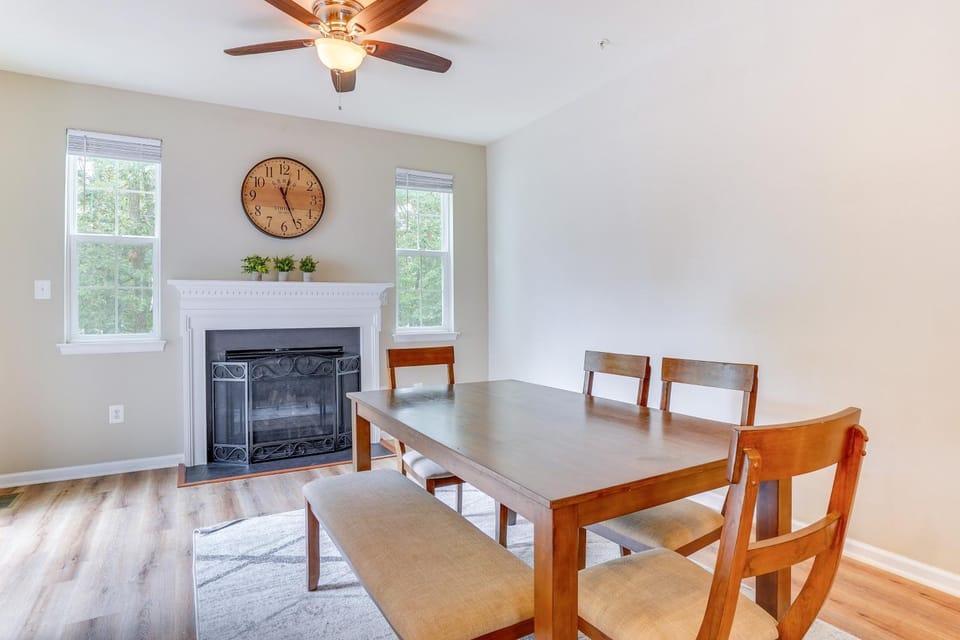 Glen Burnie Vacation Rental w/ Private Deck! House in Glen Burnie