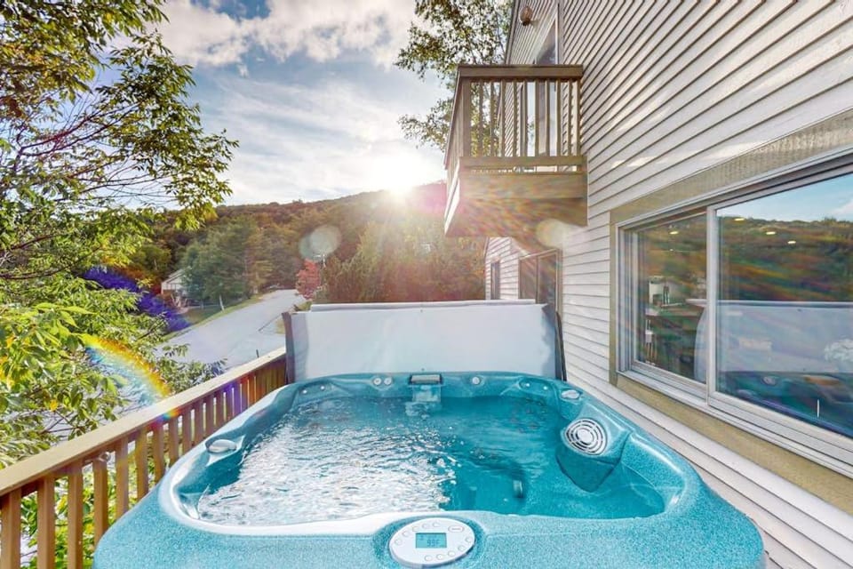 Okemo Mountain Vista Apartment in Mount Holly