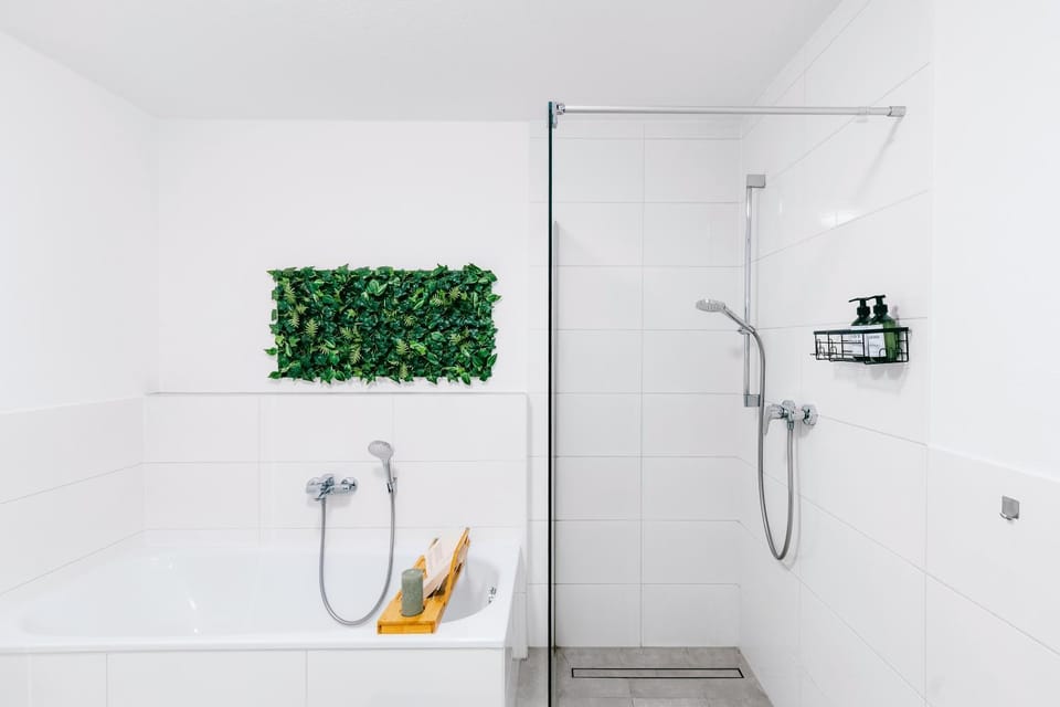 Shower, Bathroom, Bath, towels