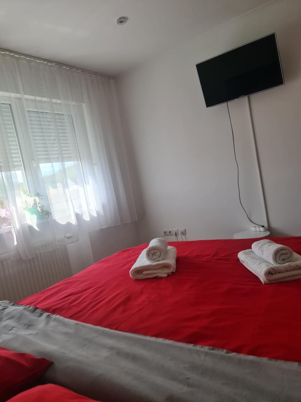 Apartament modern Cristina&Jessica Apartment in Romania