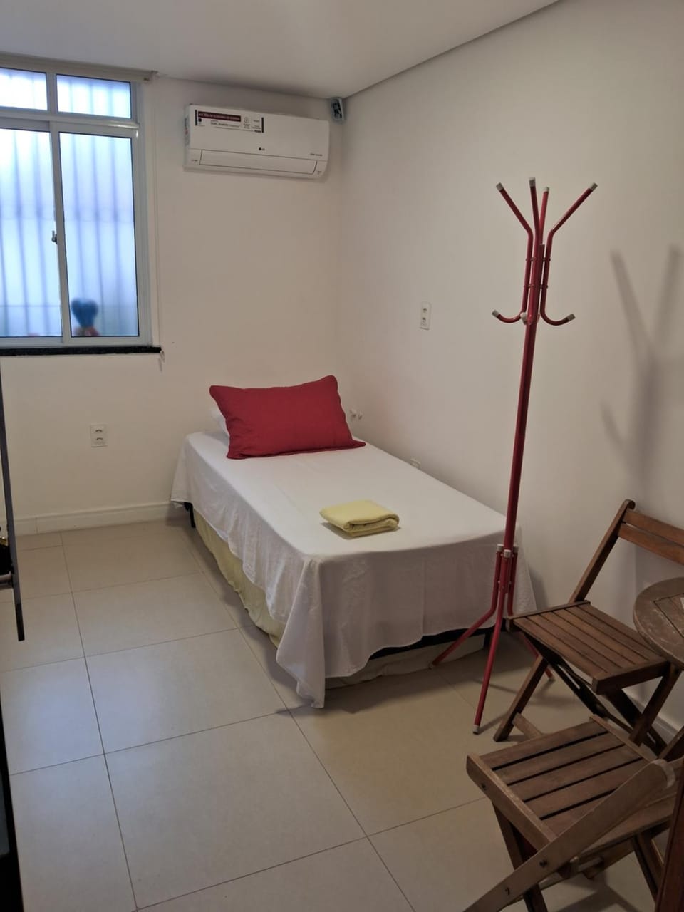 Bed, Bedroom, air conditioner