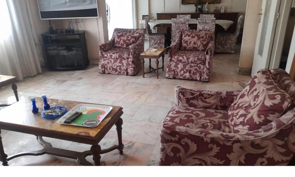 New Jdeideh, Including Generator, Furnished Apartment, Parking, great location Apartment in Africa