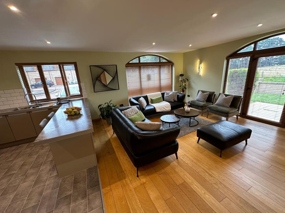 1 Woodside House in Elgin