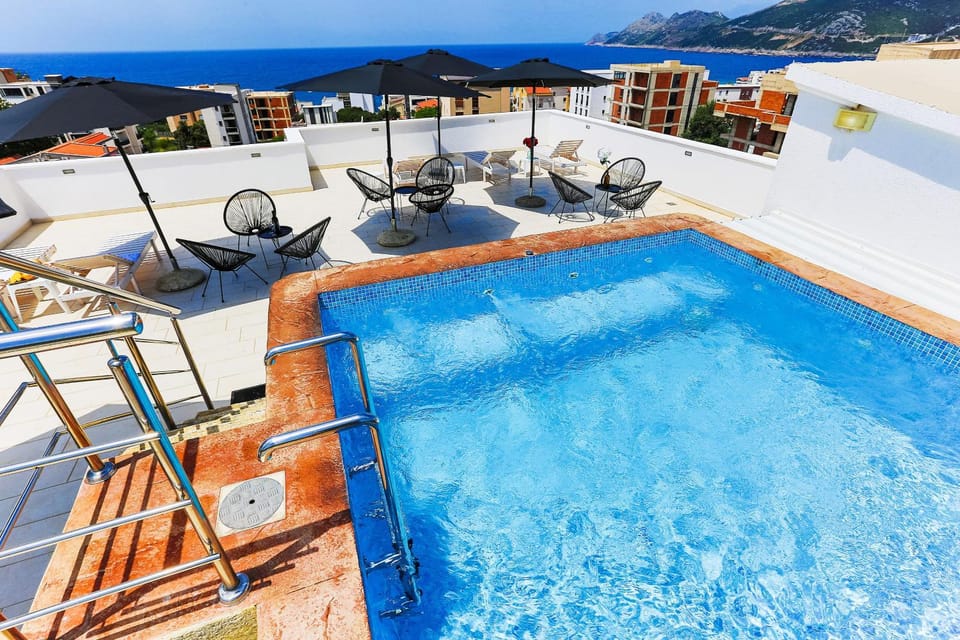 Day, Sea view, Swimming pool