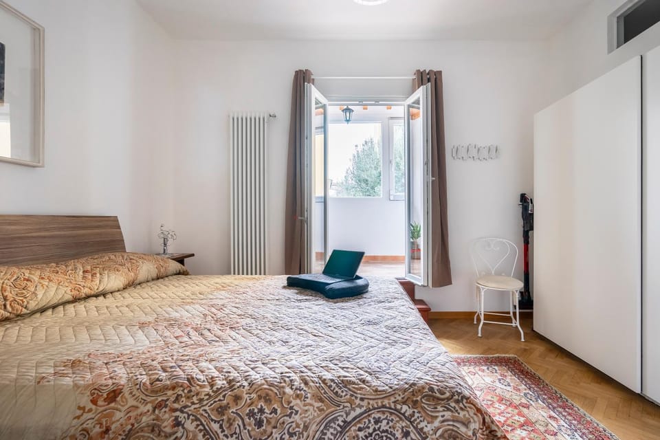 Bed, Bedroom, Guests, wedding