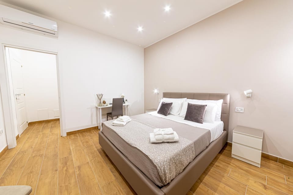 Bed, Photo of the whole room, Bedroom, towels, wardrobe, air conditioner