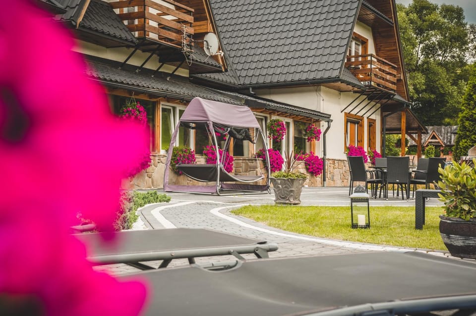 Patio, Garden, Entertainment