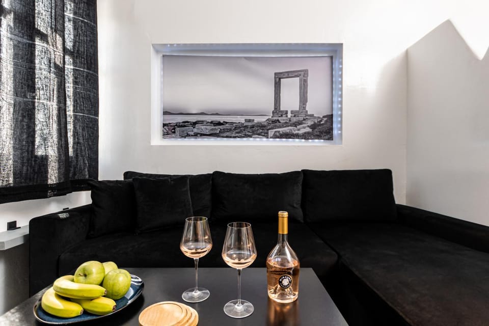 FTH Naxos - Indulgent Island Living Apartment in Naxos