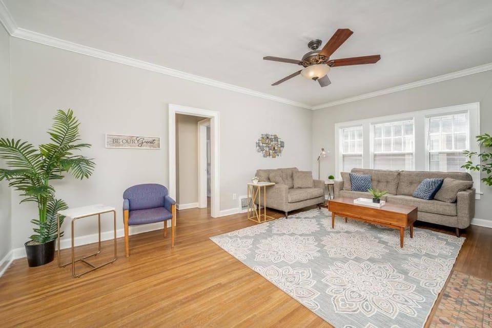 3 Bed 1 5 Bath Home By College Hill & Hospitals House in Wichita