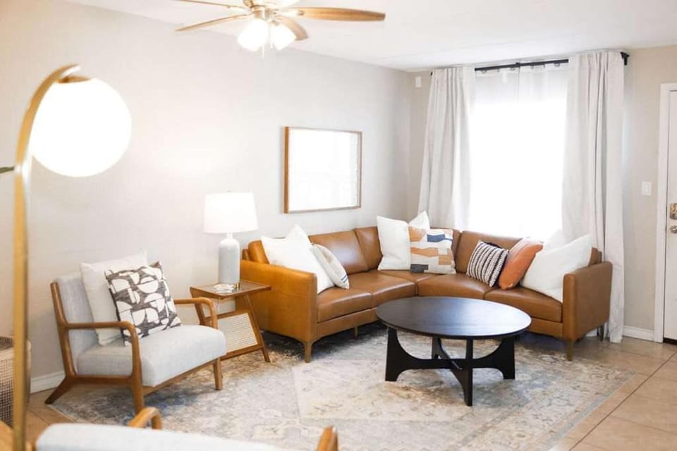 2 Bed 2 Bath 1st Floor Condo w Pool By Beach House in South Padre Island