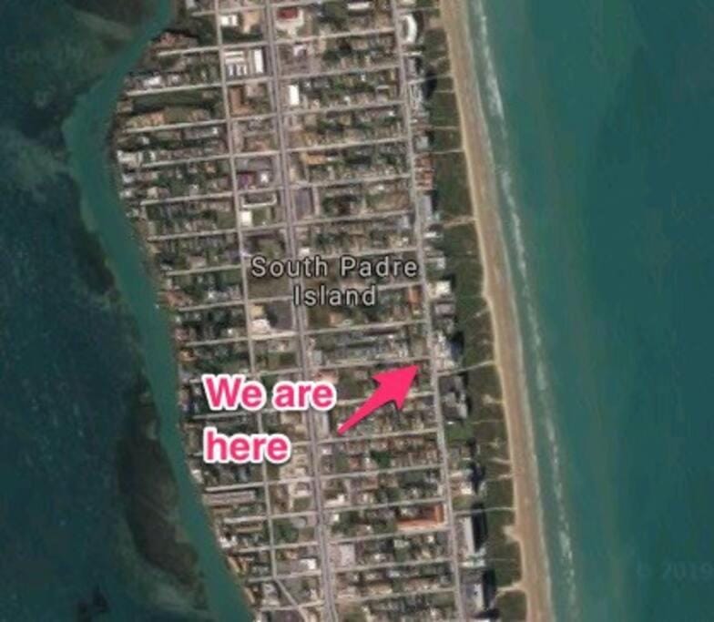 2 Bed 2 Bath 1st Floor Condo By Beach w Pool House in South Padre Island