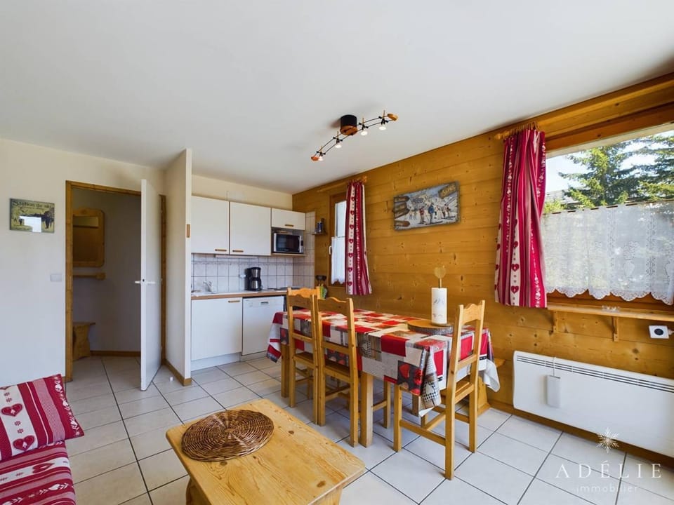 Appartement Coquet 3 Pièces, Plein Centre de La Rosière, Proche Pistes et Commerces - FR-1-398-657 Apartment in Montvalezan