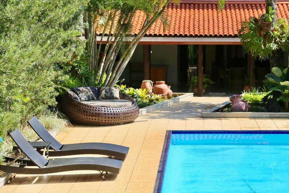 Casal no centro, piscina aquecida, banheira, sauna House in Pirenópolis