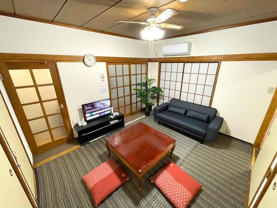 TV and multimedia, Living room, fireplace