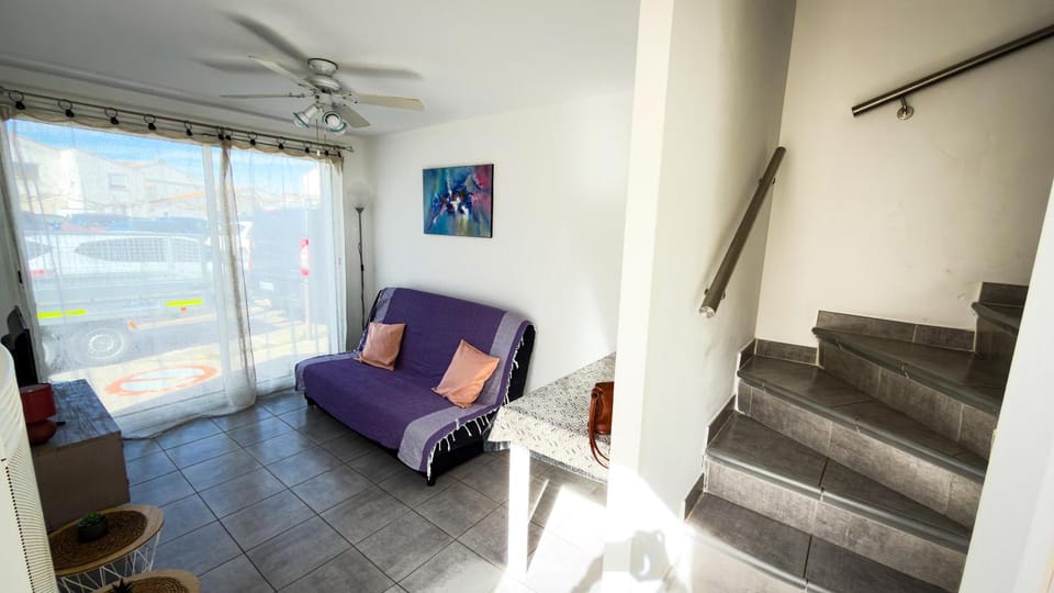 Jolie maisonnette à proximité de toutes commodités House in Saintes-Maries-de-la-Mer