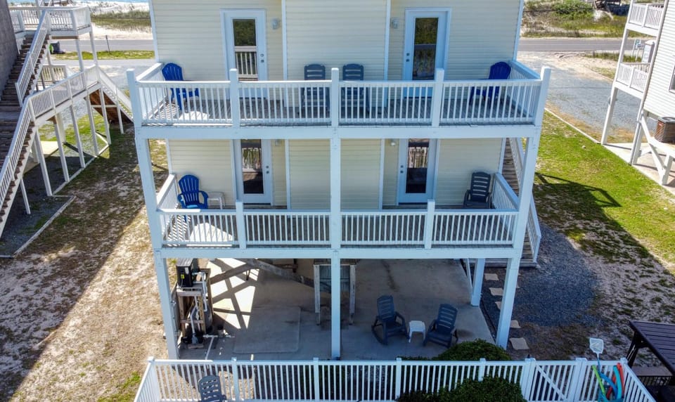 Property building, Balcony/Terrace
