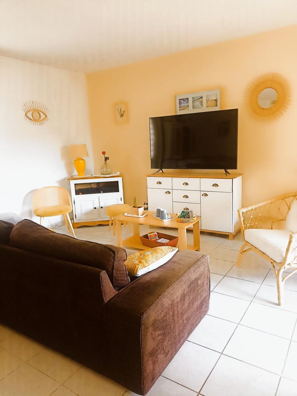 TV and multimedia, Living room