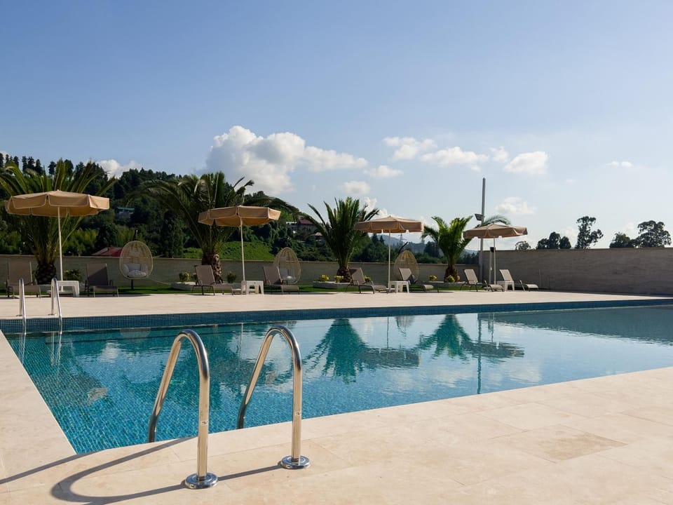 Day, Pool view, Swimming pool, sunbed