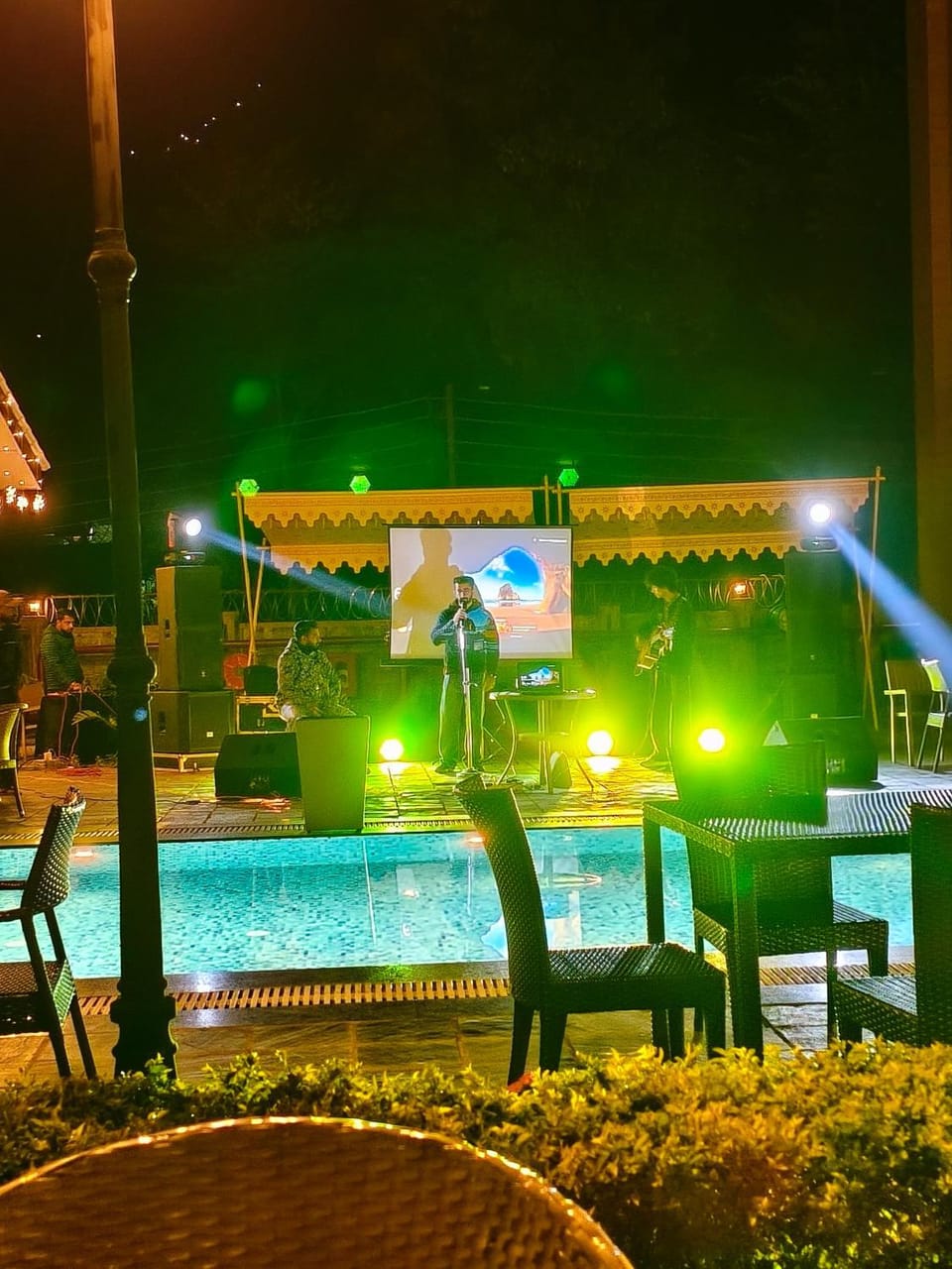 Evening entertainment, Pool view