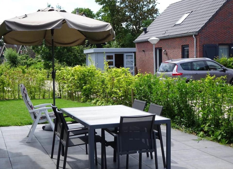 Patio, Garden, Balcony/Terrace