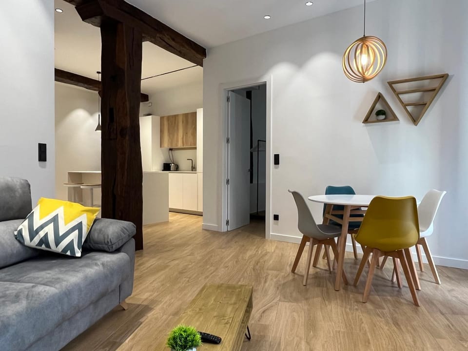 Kitchen or kitchenette, Living room, Dining area