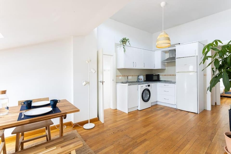 Penthouse in St Montaño, historic centre, WiFi. Apartment in Malaga