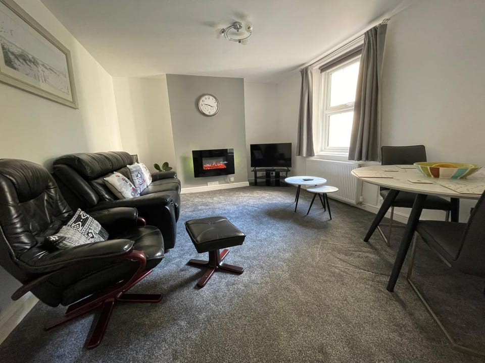 Garden flat in 'Little Chelsea' Apartment in Eastbourne