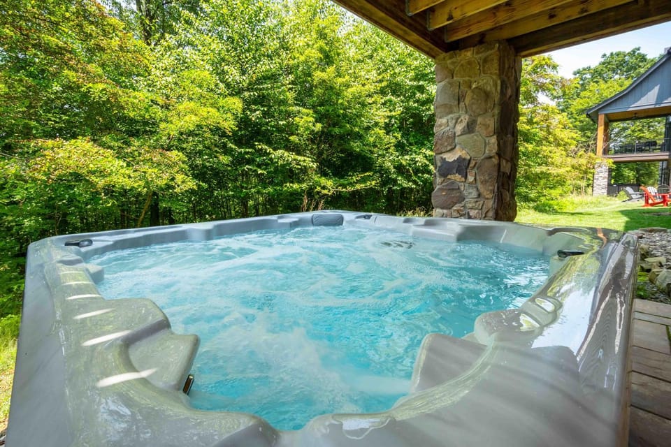 Hot Tub, Garden view