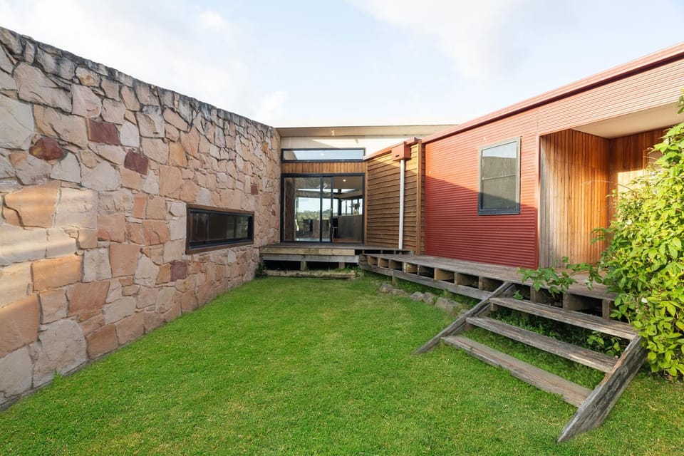 Property building, Patio, Garden, Garden view