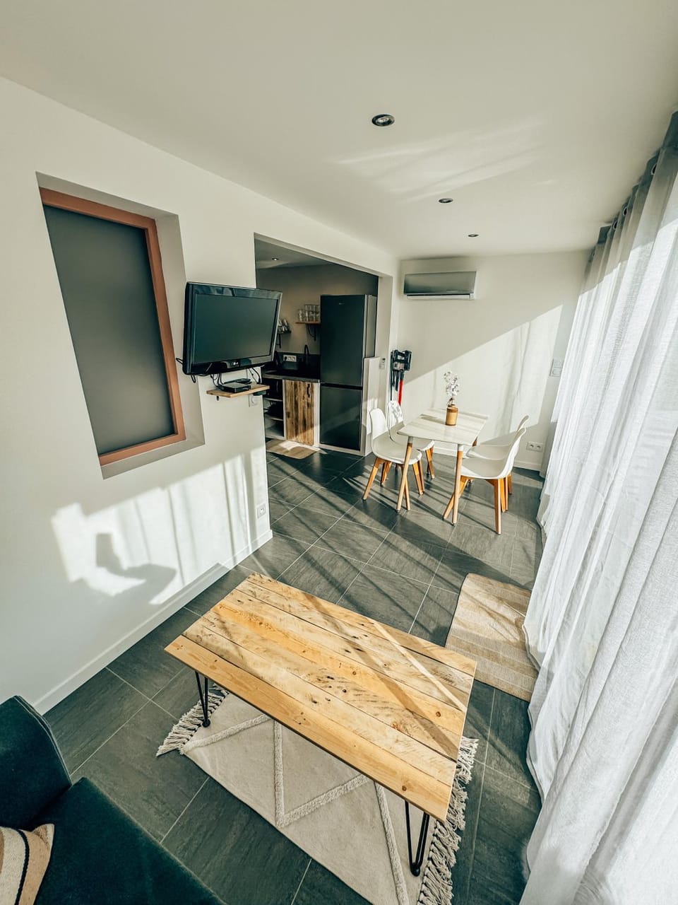 BEACH HOUSE 100M PLAGE, SUR LE PORT. Apartment in Occitanie