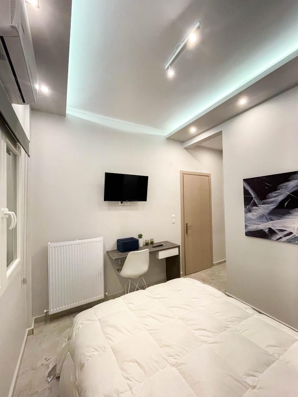 TV and multimedia, Photo of the whole room