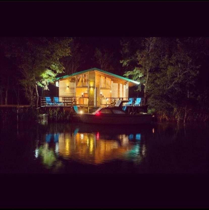 Property building, Night, Natural landscape, Lake view, River view