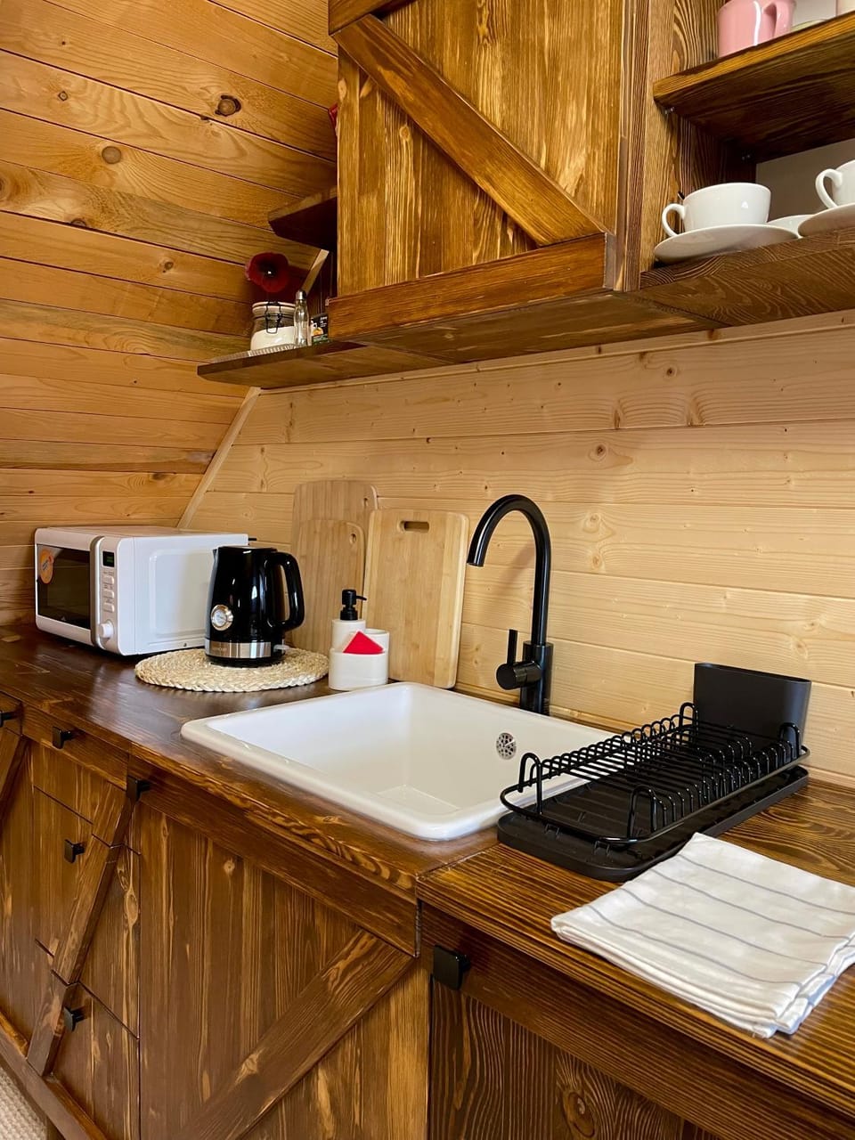 Coffee/tea facilities, Kitchen or kitchenette, minibar