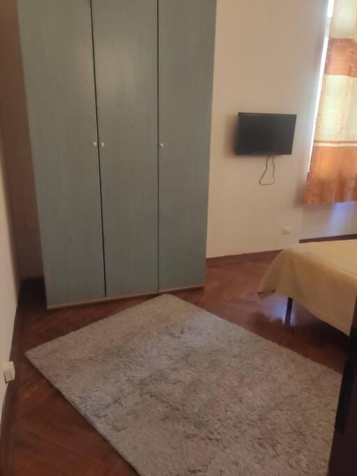 TV and multimedia, Photo of the whole room, hair dresser, wardrobe