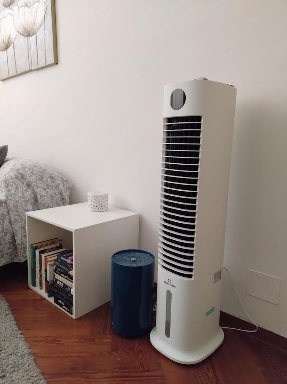 Bedroom, air conditioner