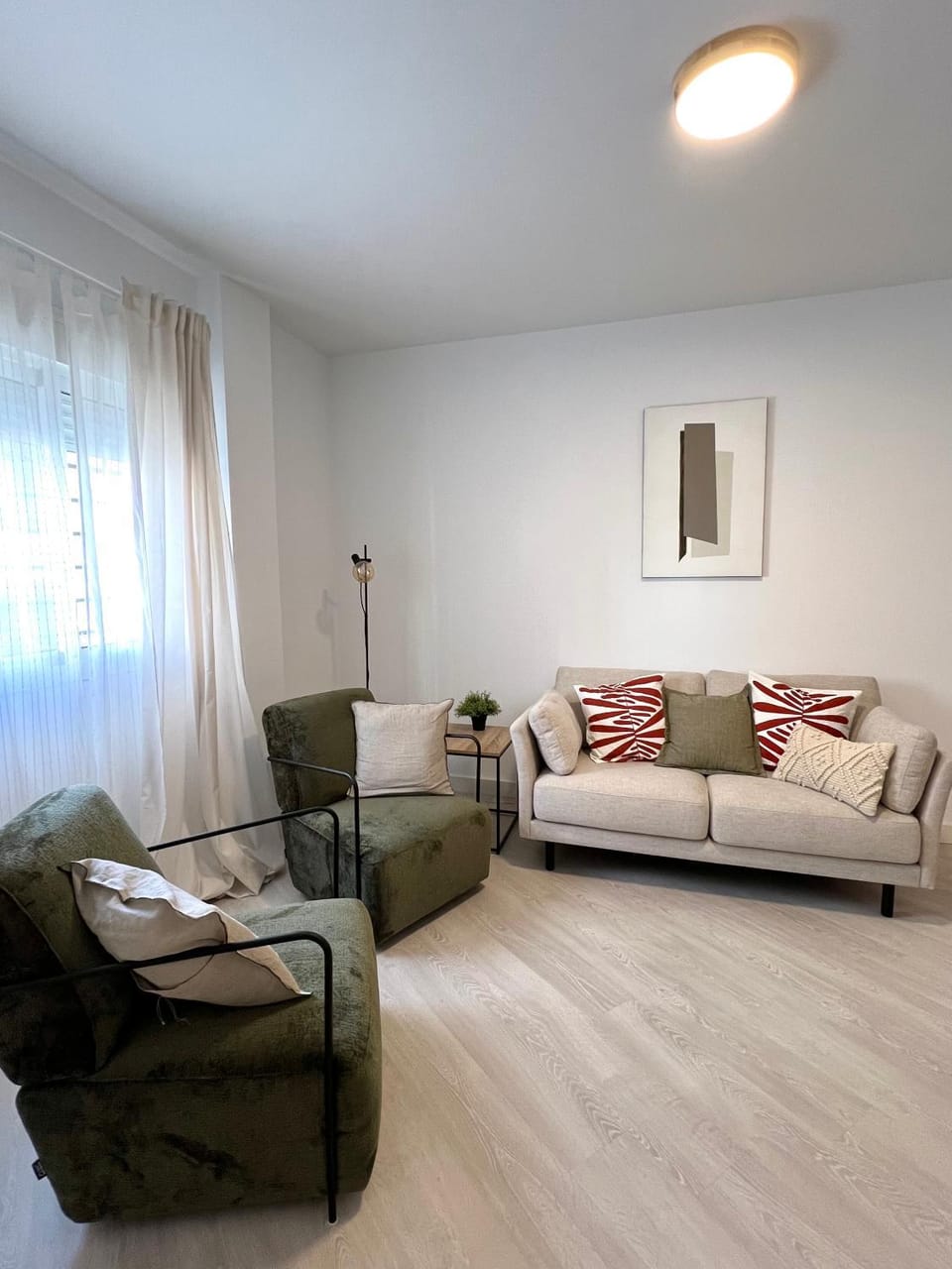 Living room, Seating area