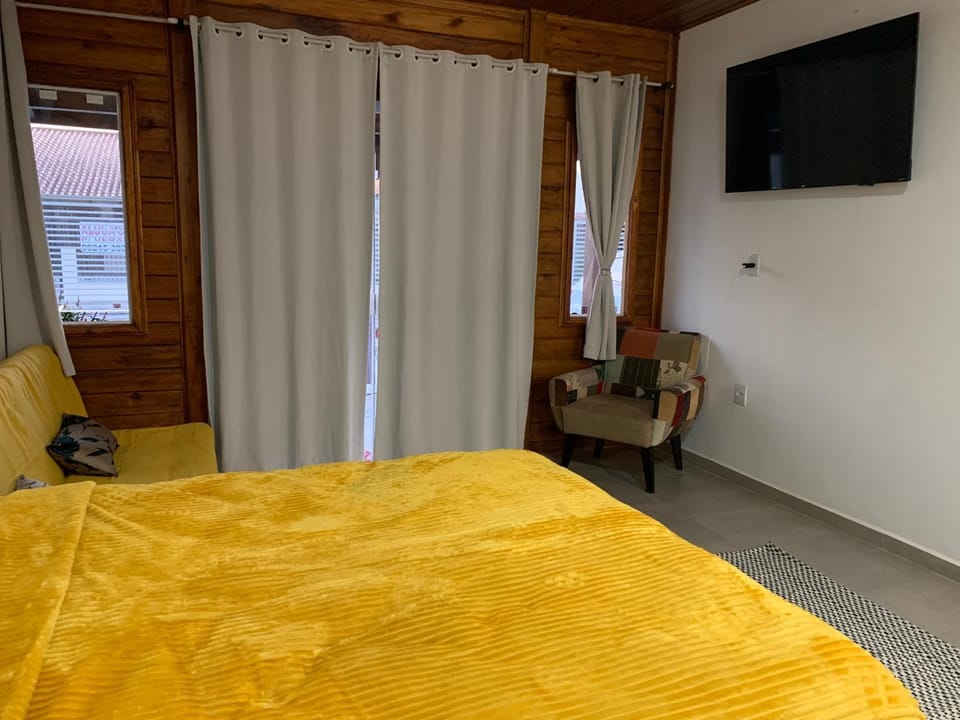 Canto Gira Sol - Suíte Flor Bed and Breakfast in Penha