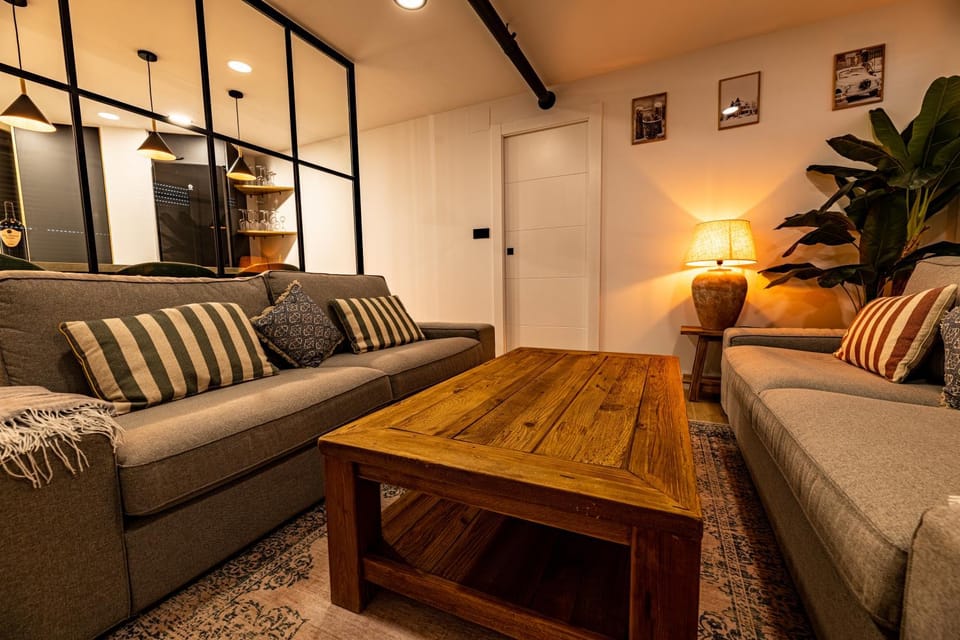 Kitchen or kitchenette, Living room, Seating area