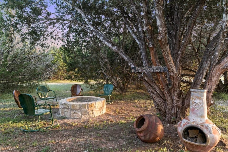 #3 Wrangler~Bandera Tin Star~Bandera, TX. Vacation rental in Rio Grande