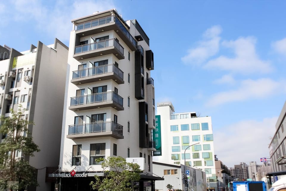 Property building, City view