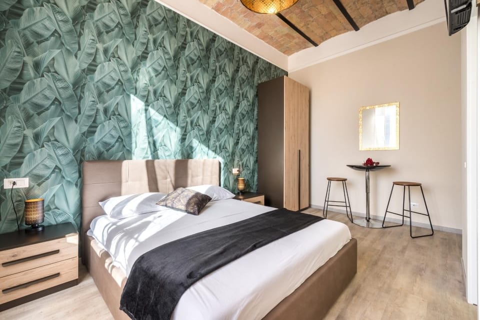 Bed, Bedroom, air conditioner