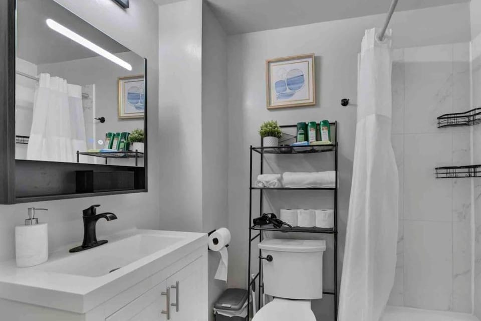 Oxon Hill Luxurious Home,5 min to MGM & National Harbor House in National Harbor