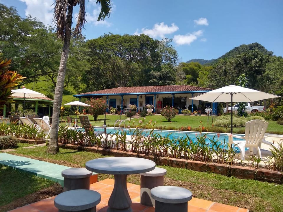 Hacienda San Francisco Farm Stay in Antioquia