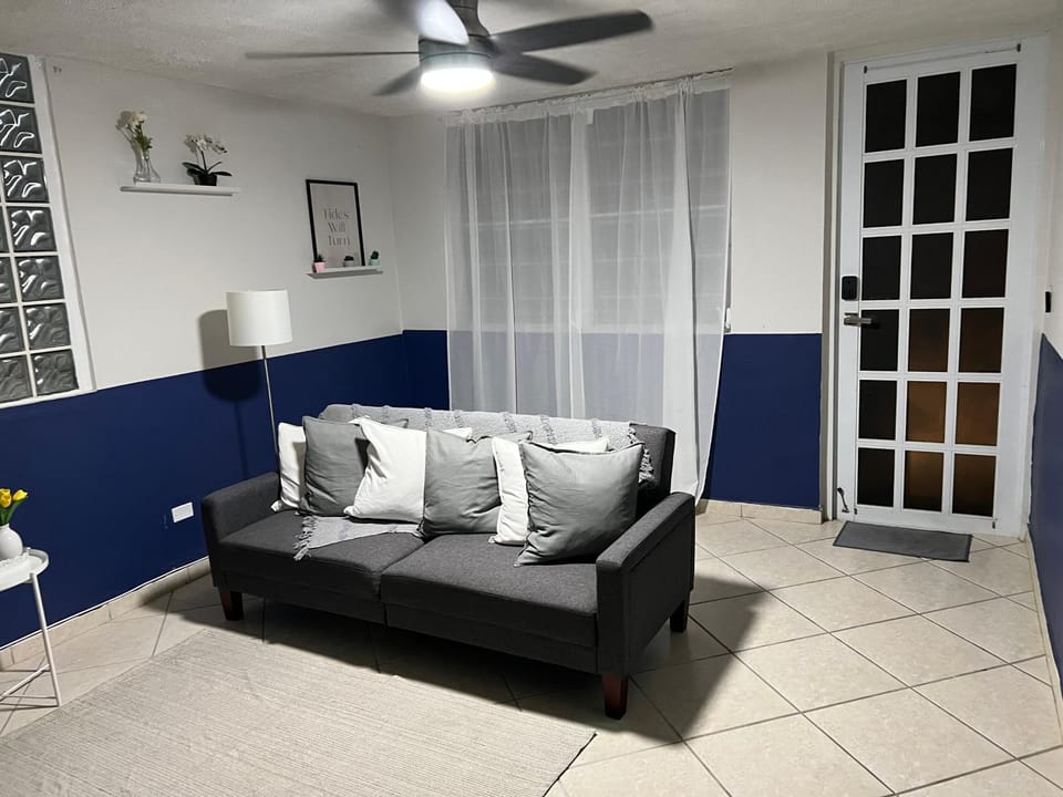 Living room, Seating area, fireplace