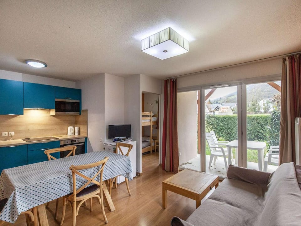 T3 avec Jardin, Piscine, Sauna, Hammam - Proche Commodités, Ski et Thermes - 4 Pers, Luz-Saint-Sauveur - FR-1-402-135 Apartment in Luz-Saint-Sauveur