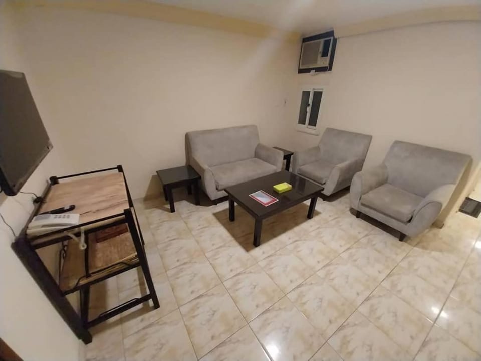 TV and multimedia, Seating area
